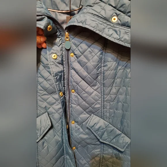 21. NWT Tahari Quilted Jacket - Picture 4 of 13